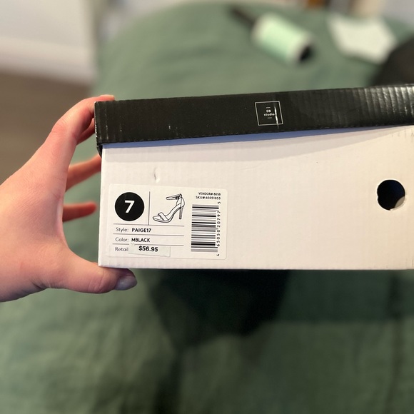 DB studio Heels - Picture 6 of 6